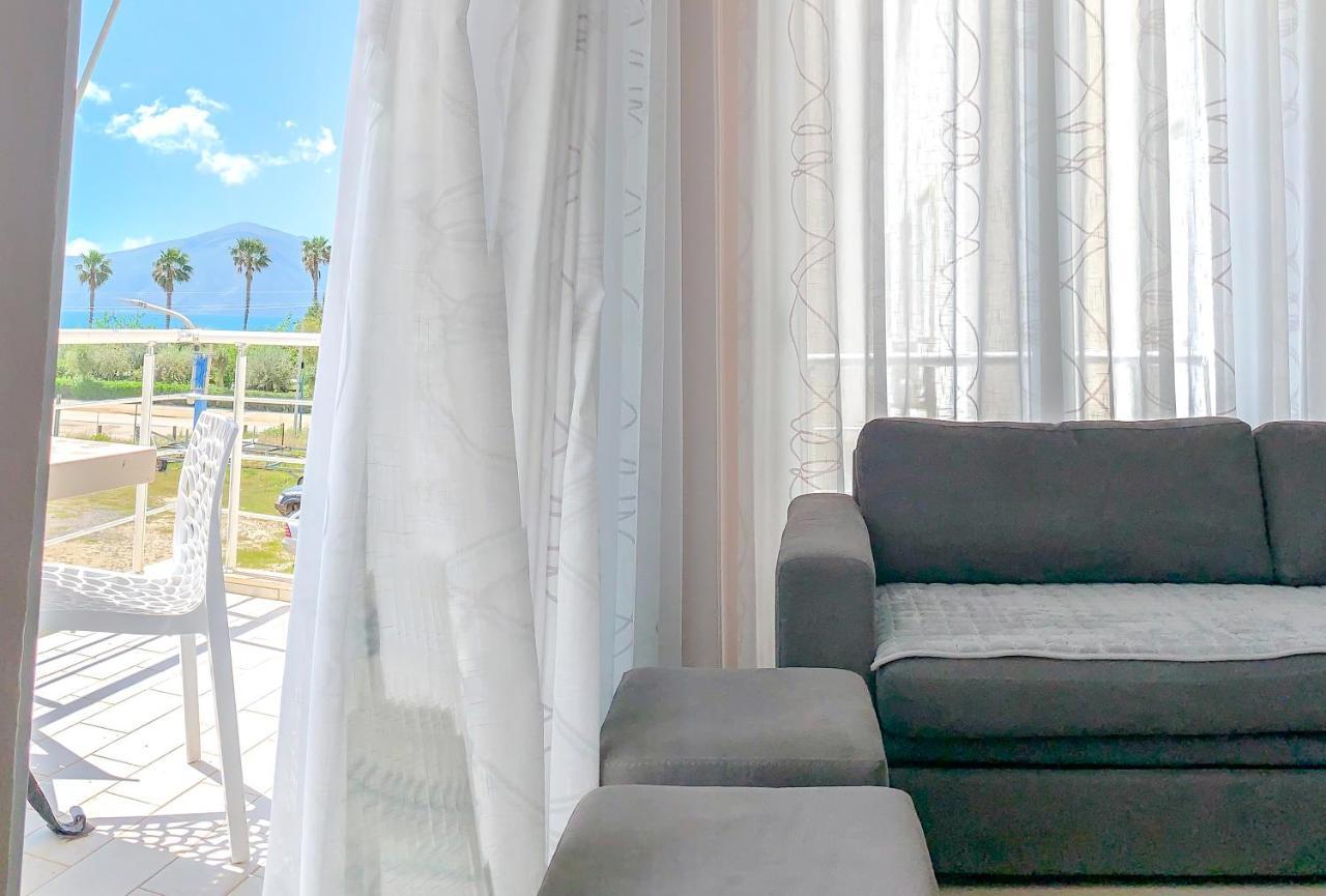 Endy Apartaments Orikum Esterno foto