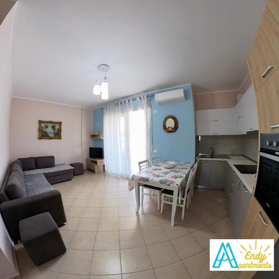 Endy Apartaments Orikum Esterno foto
