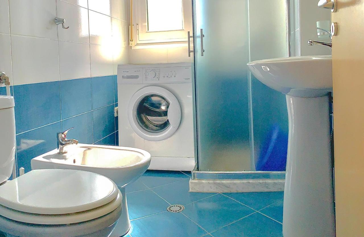 Endy Apartaments Orikum Esterno foto
