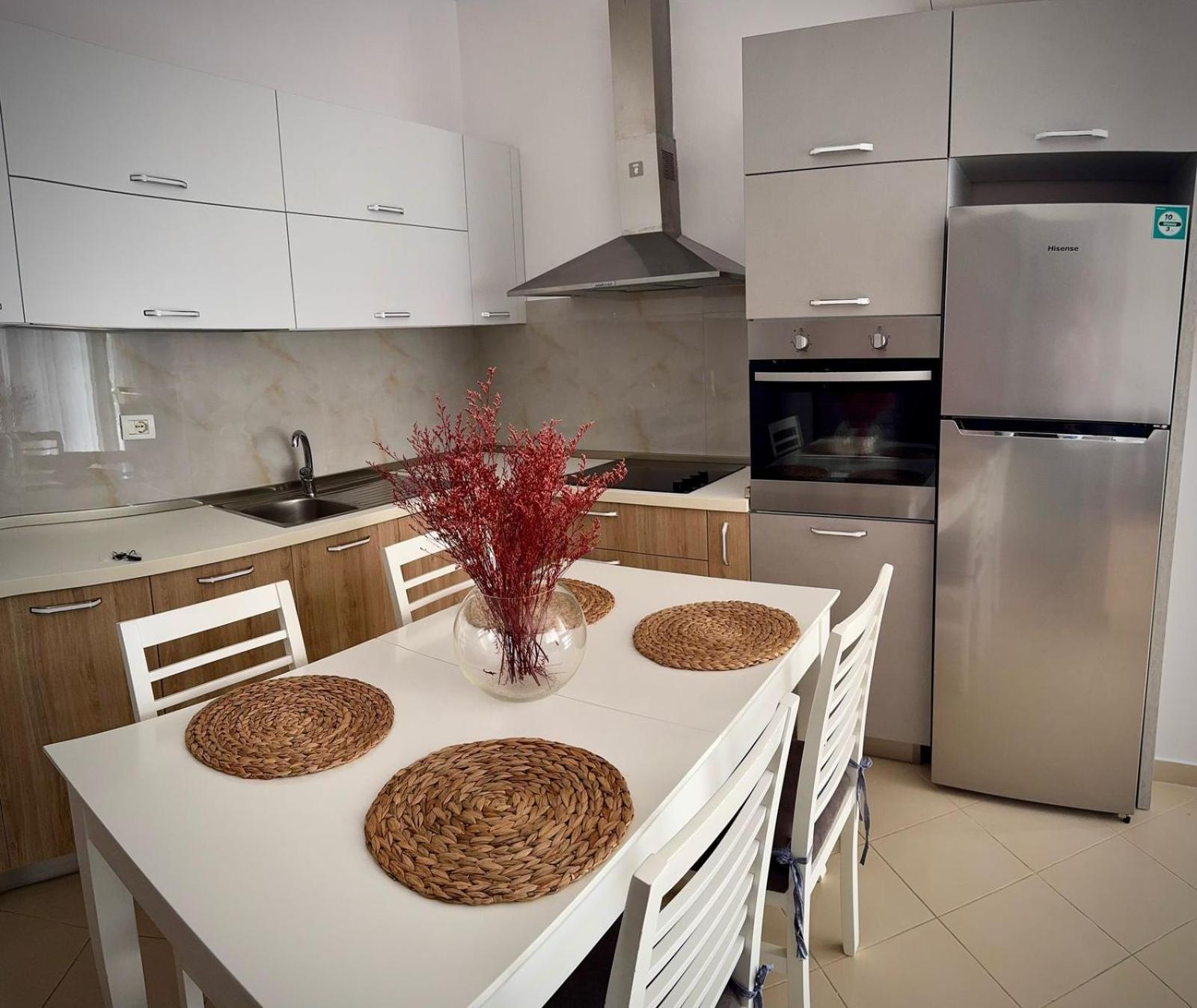 Endy Apartaments Orikum Esterno foto