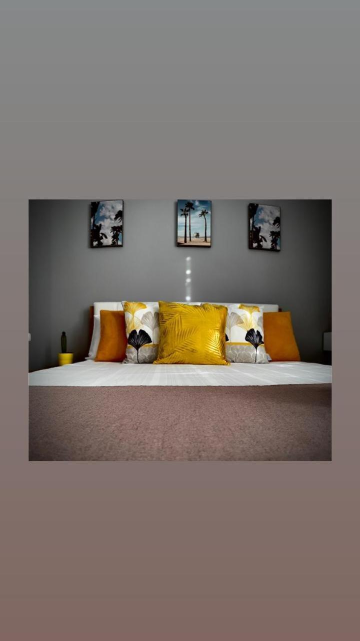 Endy Apartaments Orikum Esterno foto